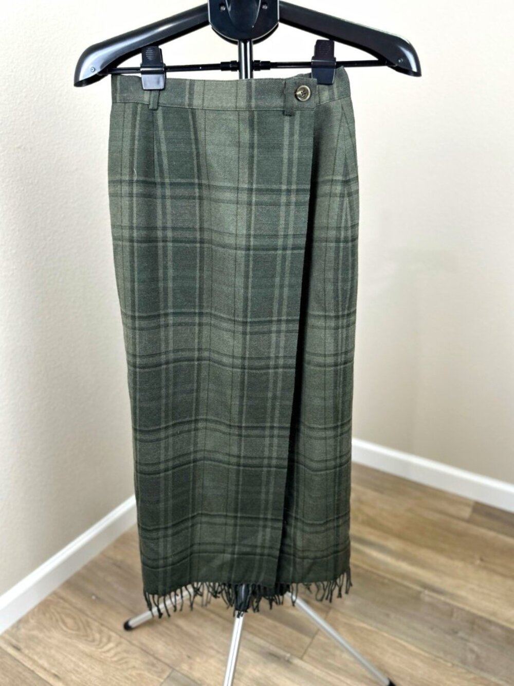 Lauren Ralph Lauren Plaid Wool Blend Long Pencil Skirt Size 4 Green Gray Fringe